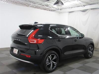 2024 Volvo XC40 B5 Core Bright Theme AWD   - Photo 42 - Oshkosh, WI 54901