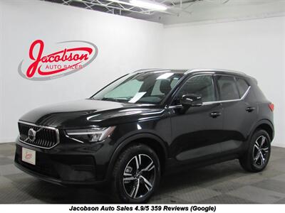 2024 Volvo XC40 B5 Core Bright Theme AWD   - Photo 1 - Oshkosh, WI 54901