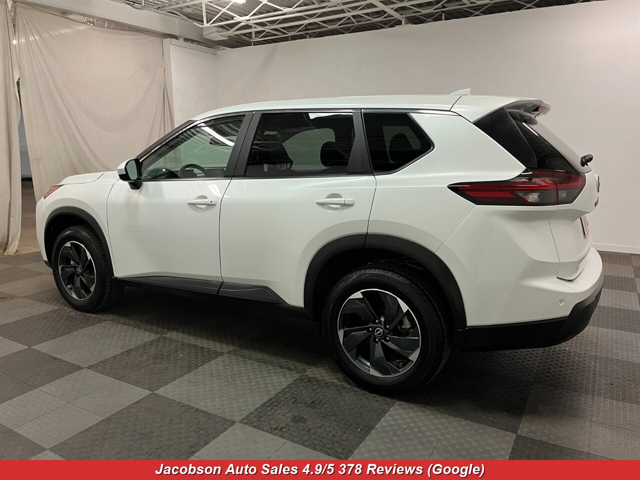 2024 Nissan Rogue SV AWD - Photo 48 - Oshkosh, WI 54901