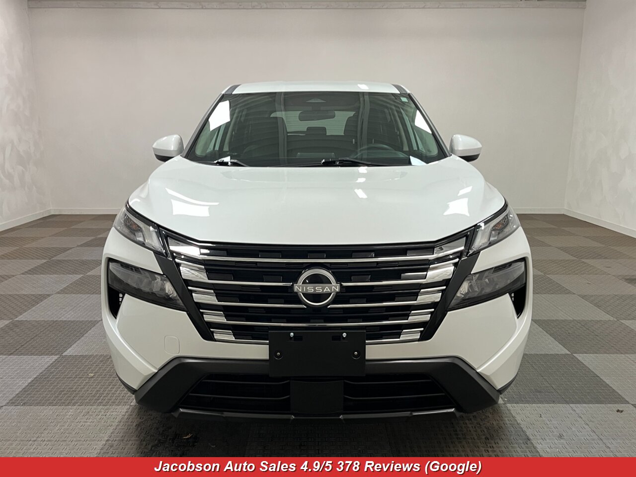 2024 Nissan Rogue SV AWD - Photo 2 - Oshkosh, WI 54901