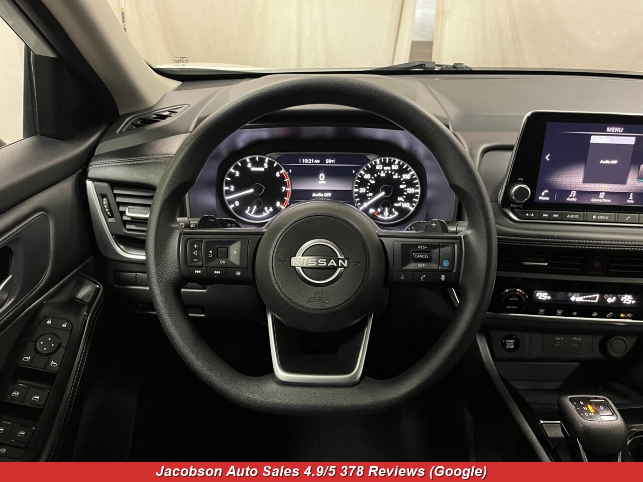 2024 Nissan Rogue SV AWD - Photo 7 - Oshkosh, WI 54901