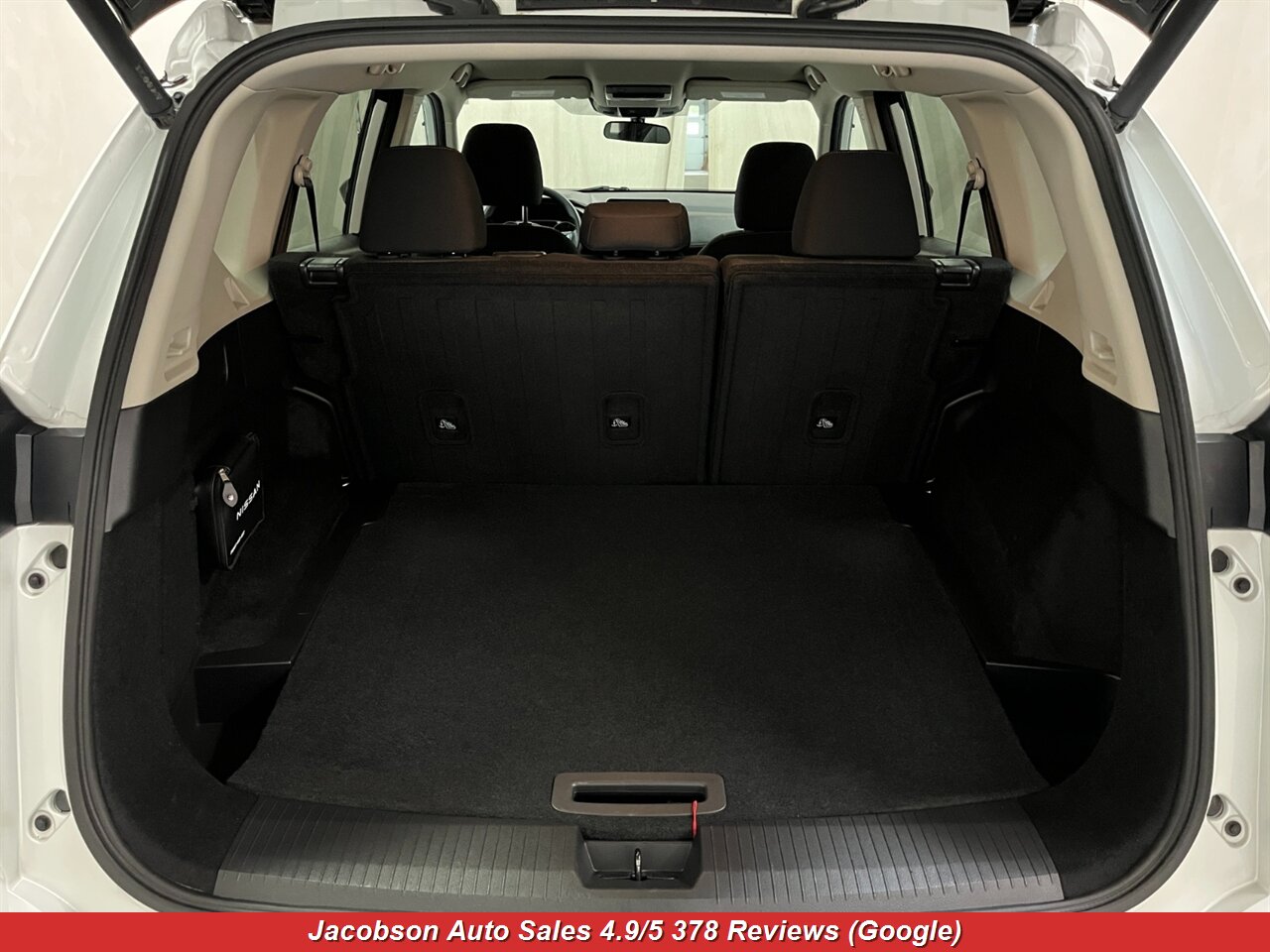 2024 Nissan Rogue SV AWD - Photo 47 - Oshkosh, WI 54901