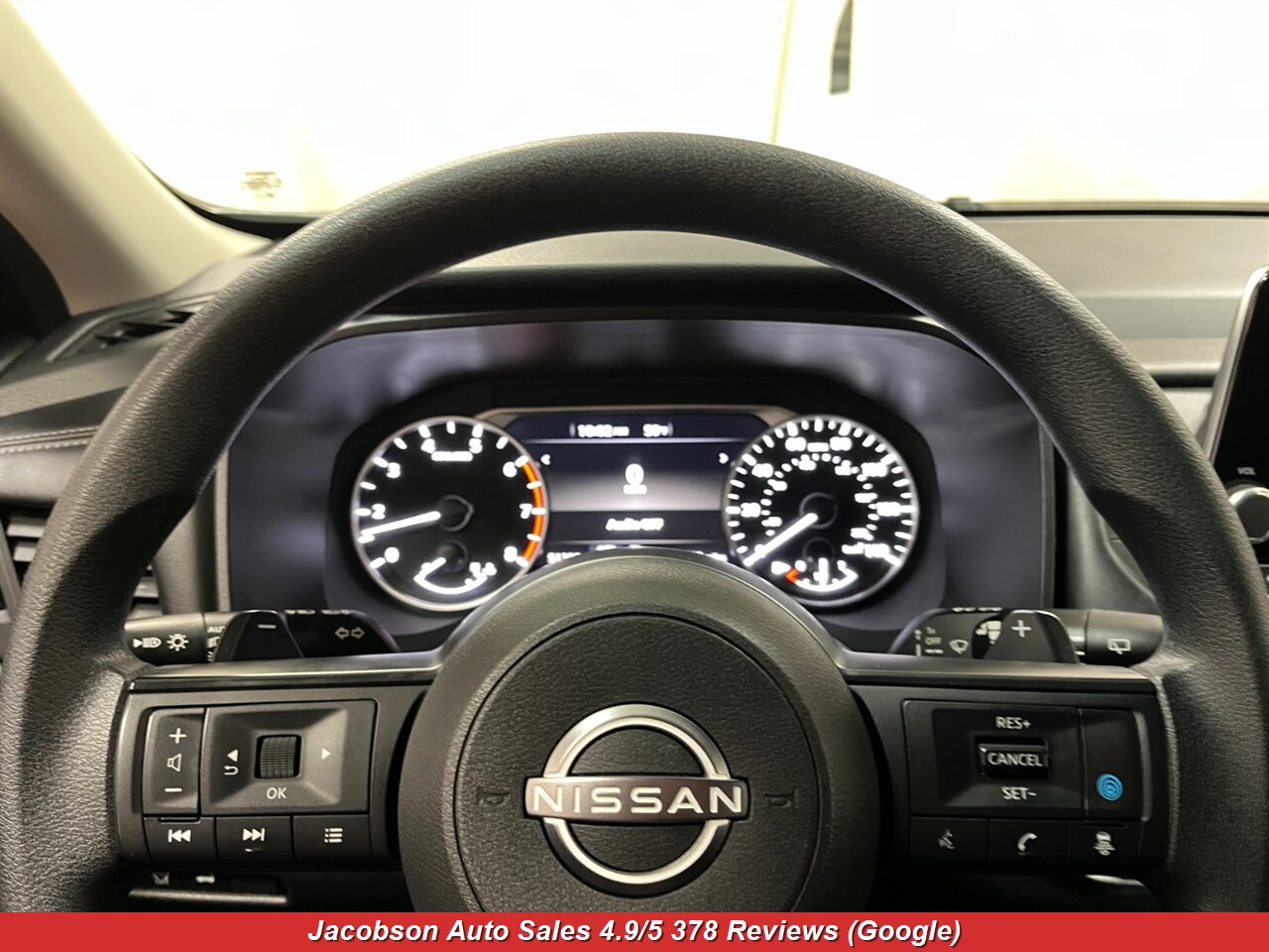 2024 Nissan Rogue SV AWD - Photo 10 - Oshkosh, WI 54901