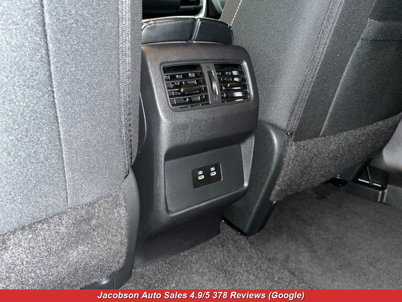 2024 Nissan Rogue SV AWD - Photo 35 - Oshkosh, WI 54901