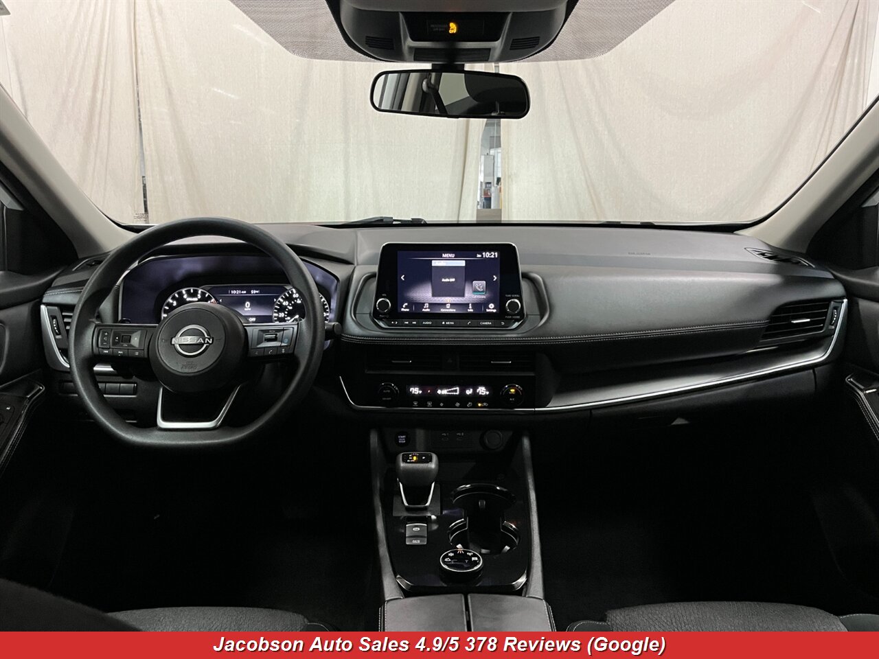 2024 Nissan Rogue SV AWD - Photo 16 - Oshkosh, WI 54901