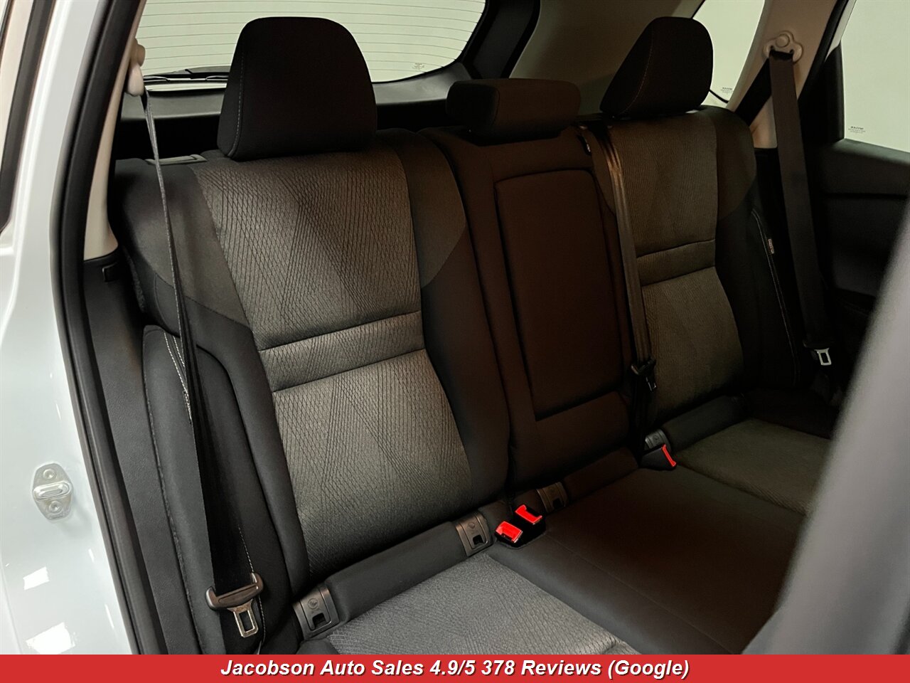 2024 Nissan Rogue SV AWD - Photo 37 - Oshkosh, WI 54901