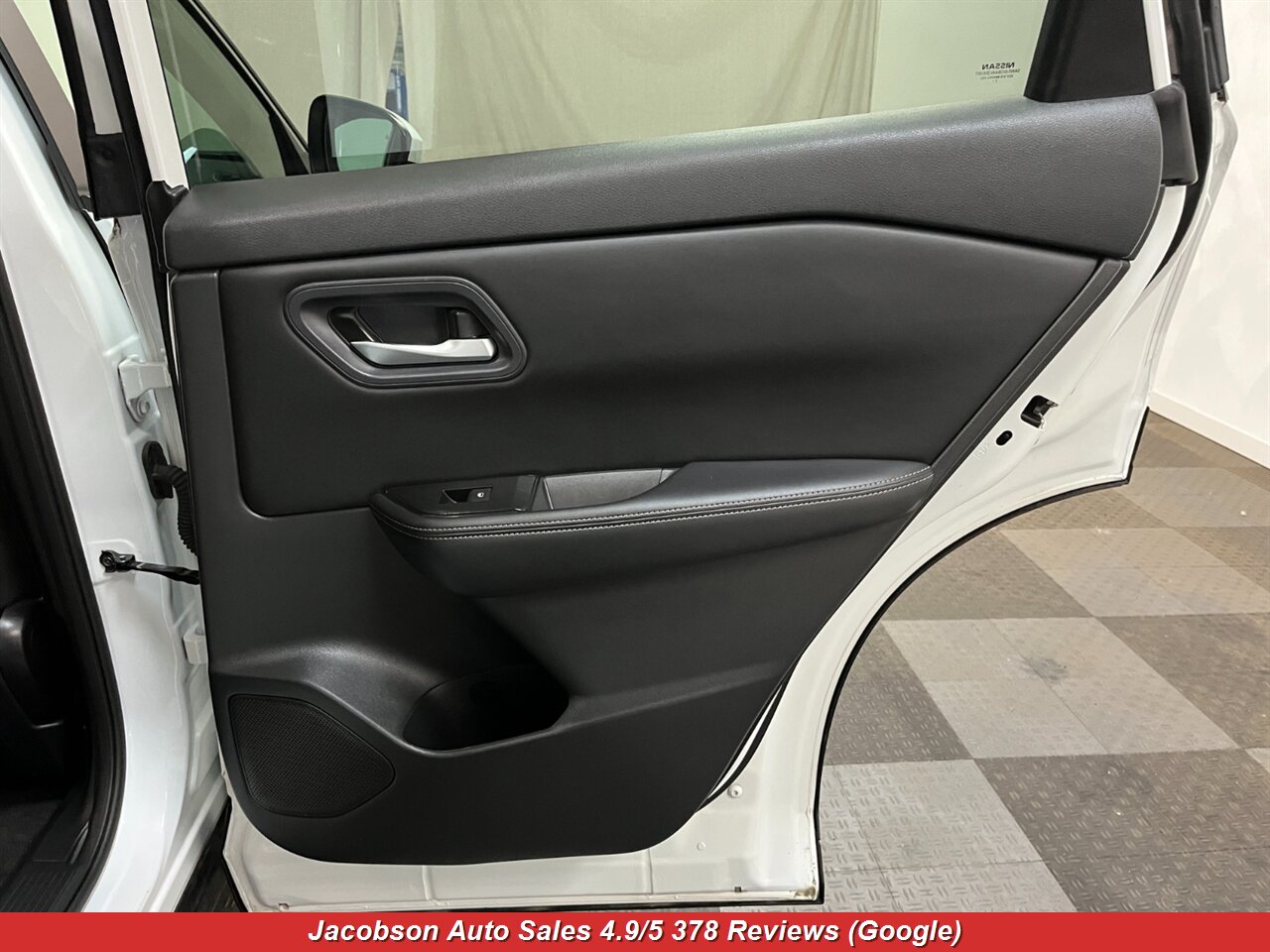 2024 Nissan Rogue SV AWD - Photo 36 - Oshkosh, WI 54901