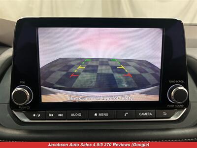 2023 Nissan Rogue SV AWD   - Photo 17 - Oshkosh, WI 54901