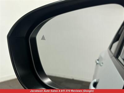 2023 Nissan Rogue SV AWD   - Photo 29 - Oshkosh, WI 54901