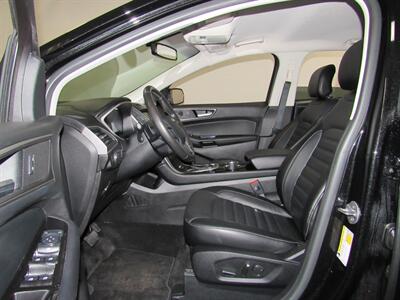 2015 Ford Edge SEL AWD   - Photo 19 - Oshkosh, WI 54901