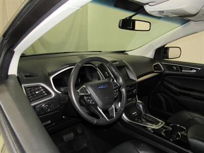 2015 Ford Edge SEL AWD   - Photo 17 - Oshkosh, WI 54901