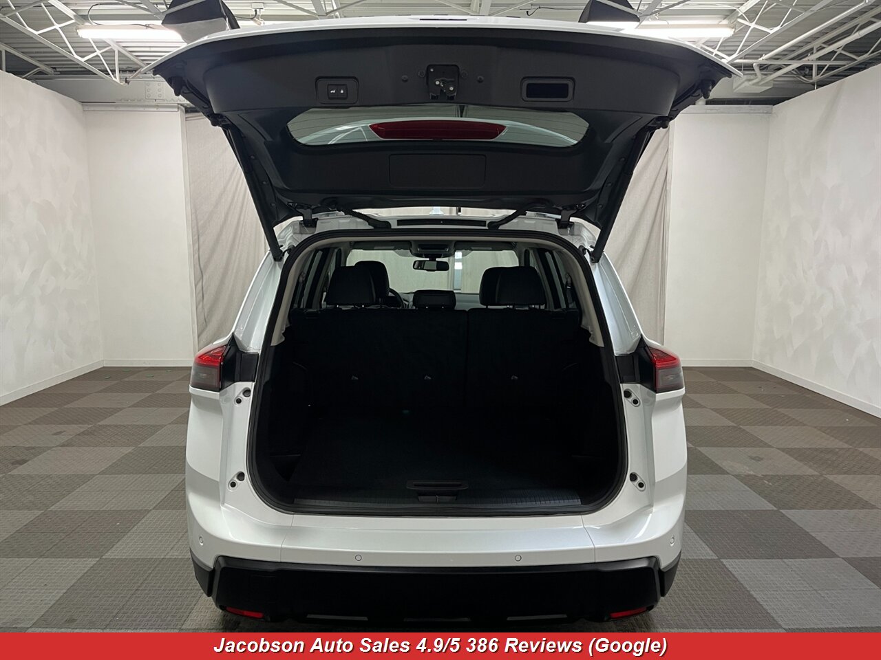 2025 Nissan Rogue Rock Creek AWD - Photo 54 - Oshkosh, WI 54901