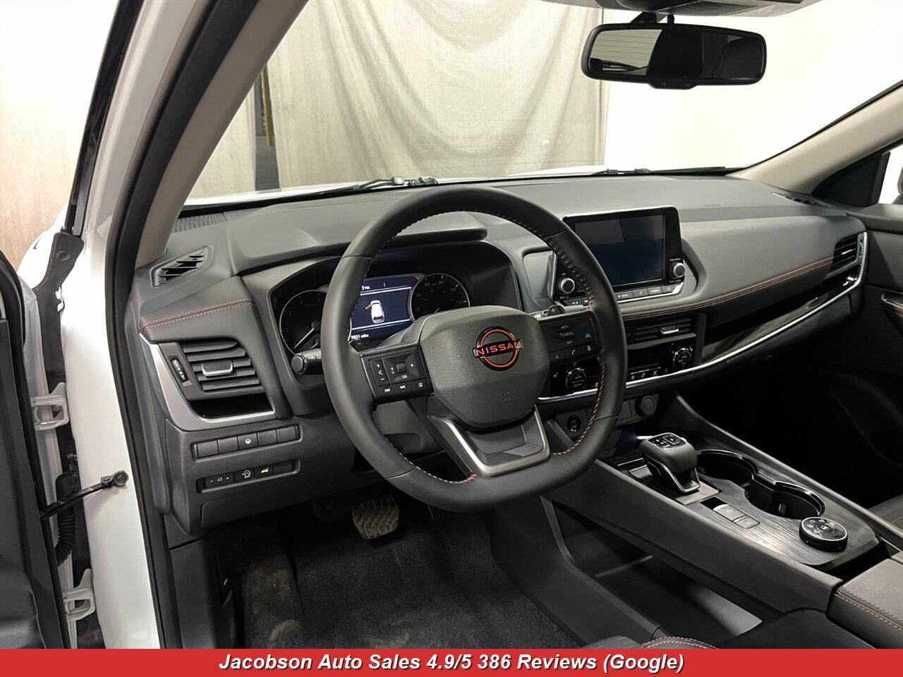 2025 Nissan Rogue Rock Creek AWD - Photo 5 - Oshkosh, WI 54901