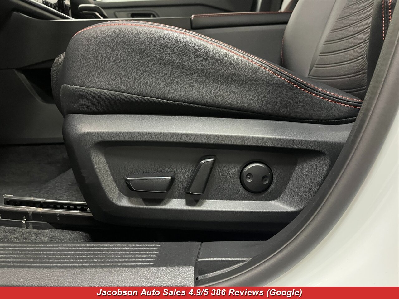 2025 Nissan Rogue Rock Creek AWD - Photo 38 - Oshkosh, WI 54901