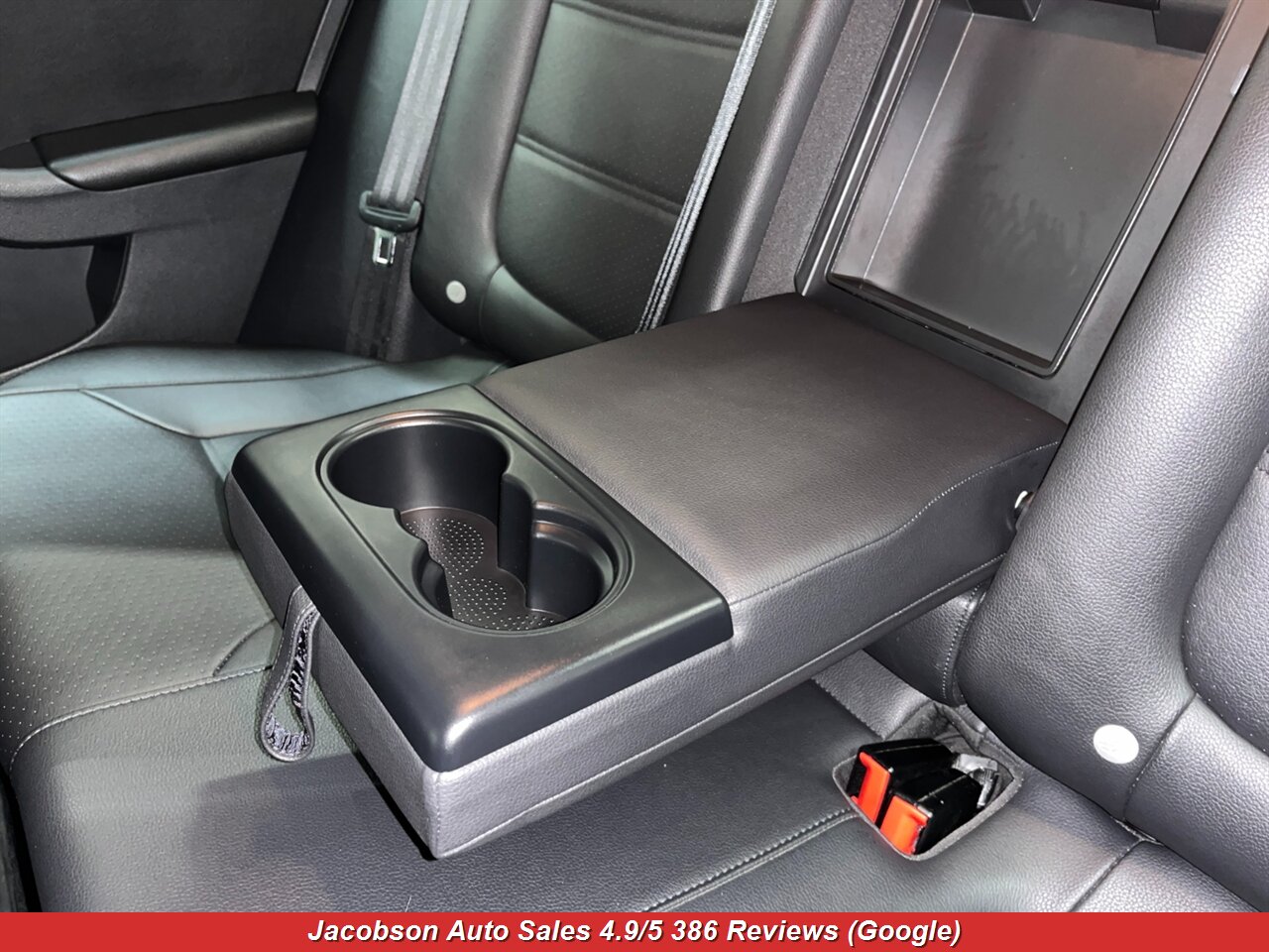 2013 Volkswagen Jetta SE - Photo 30 - Oshkosh, WI 54901