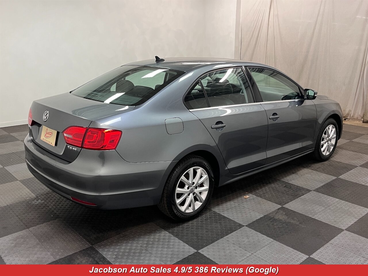 2013 Volkswagen Jetta SE - Photo 38 - Oshkosh, WI 54901