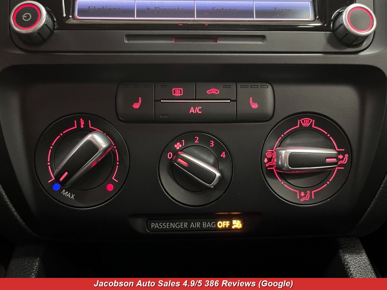 2013 Volkswagen Jetta SE - Photo 15 - Oshkosh, WI 54901