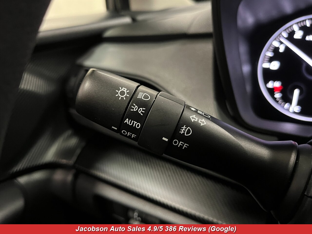 2024 Subaru Crosstrek Premium AWD - Photo 7 - Oshkosh, WI 54901