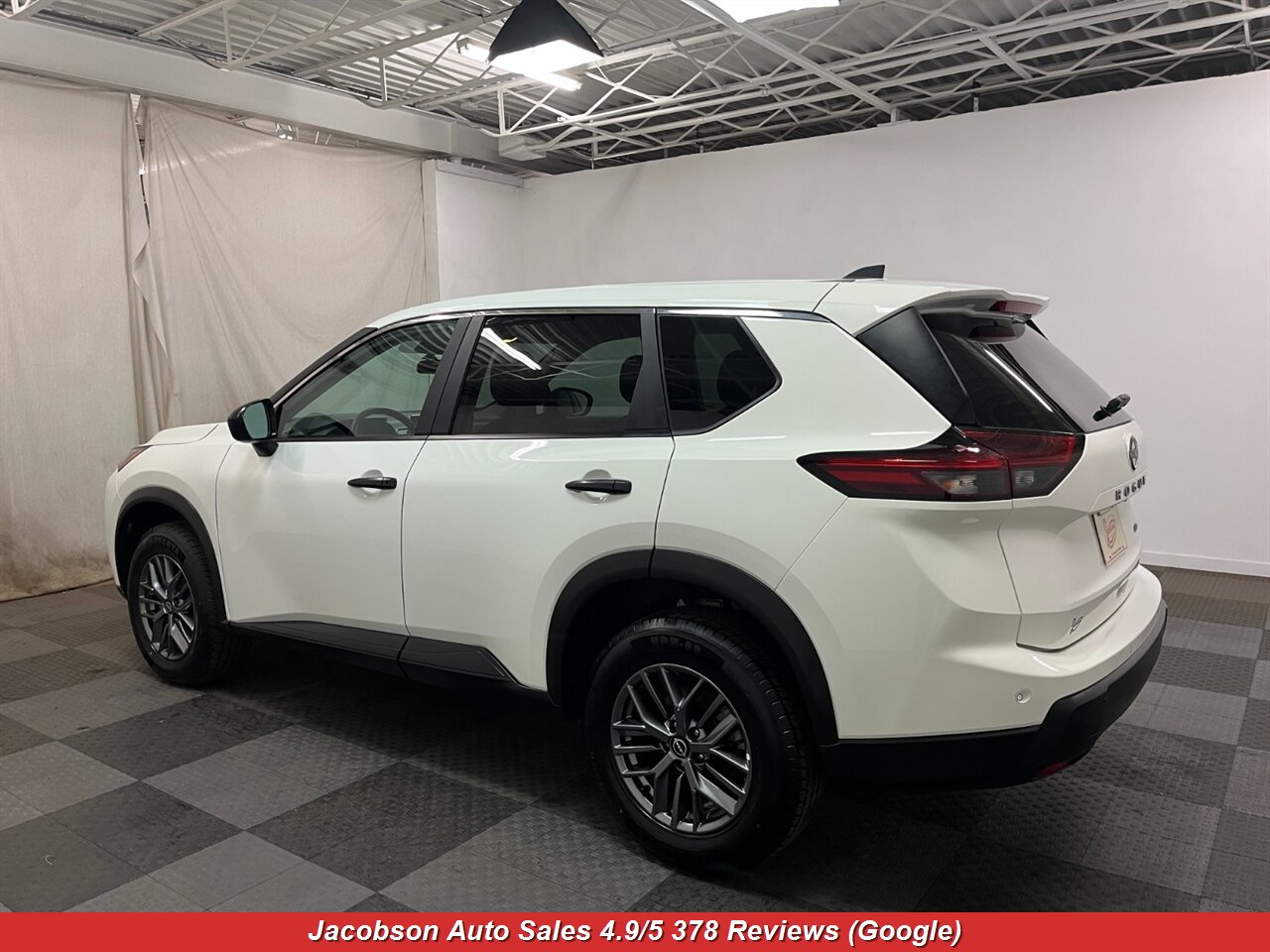 2024 Nissan Rogue S AWD - Photo 43 - Oshkosh, WI 54901