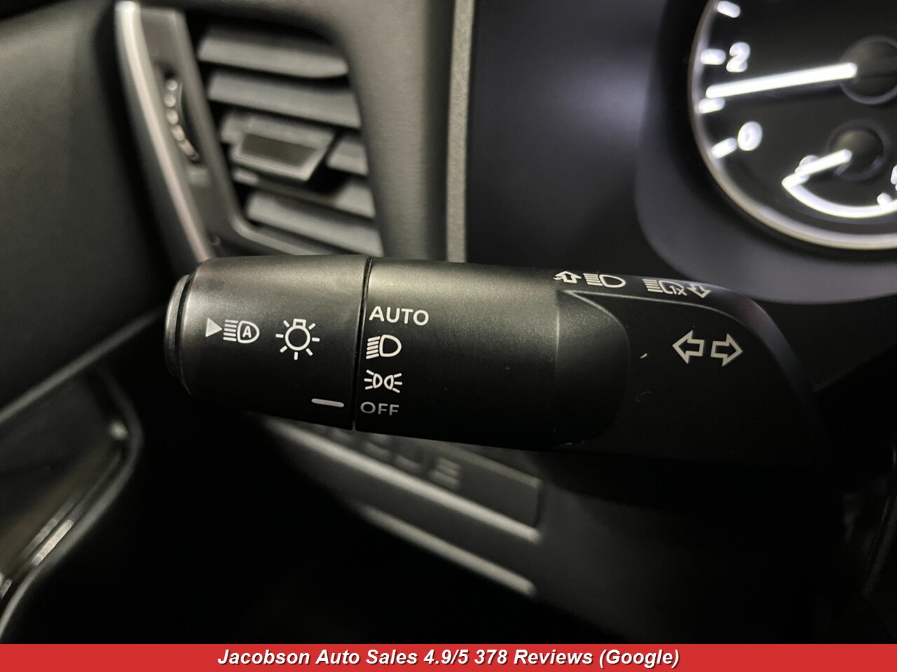 2024 Nissan Rogue S AWD - Photo 7 - Oshkosh, WI 54901