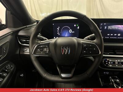 2024 Buick Envista Sport Touring   - Photo 9 - Oshkosh, WI 54901