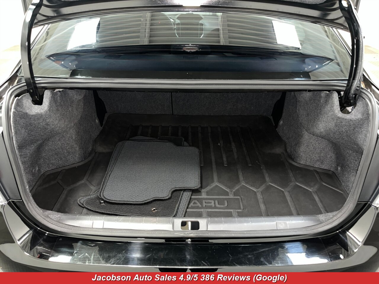 2017 Subaru Impreza Premium AWD - Photo 36 - Oshkosh, WI 54901