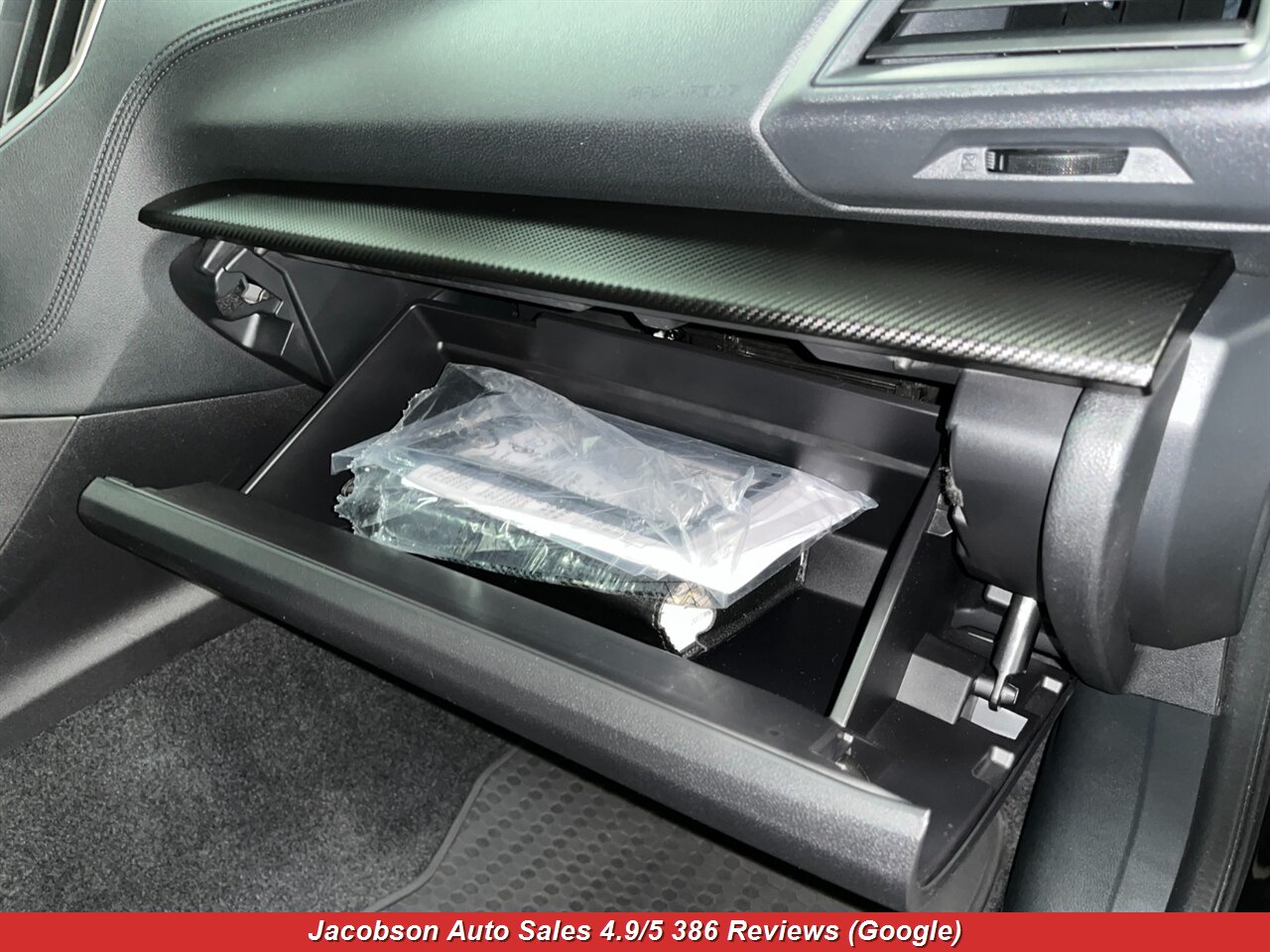 2017 Subaru Impreza Premium AWD - Photo 42 - Oshkosh, WI 54901