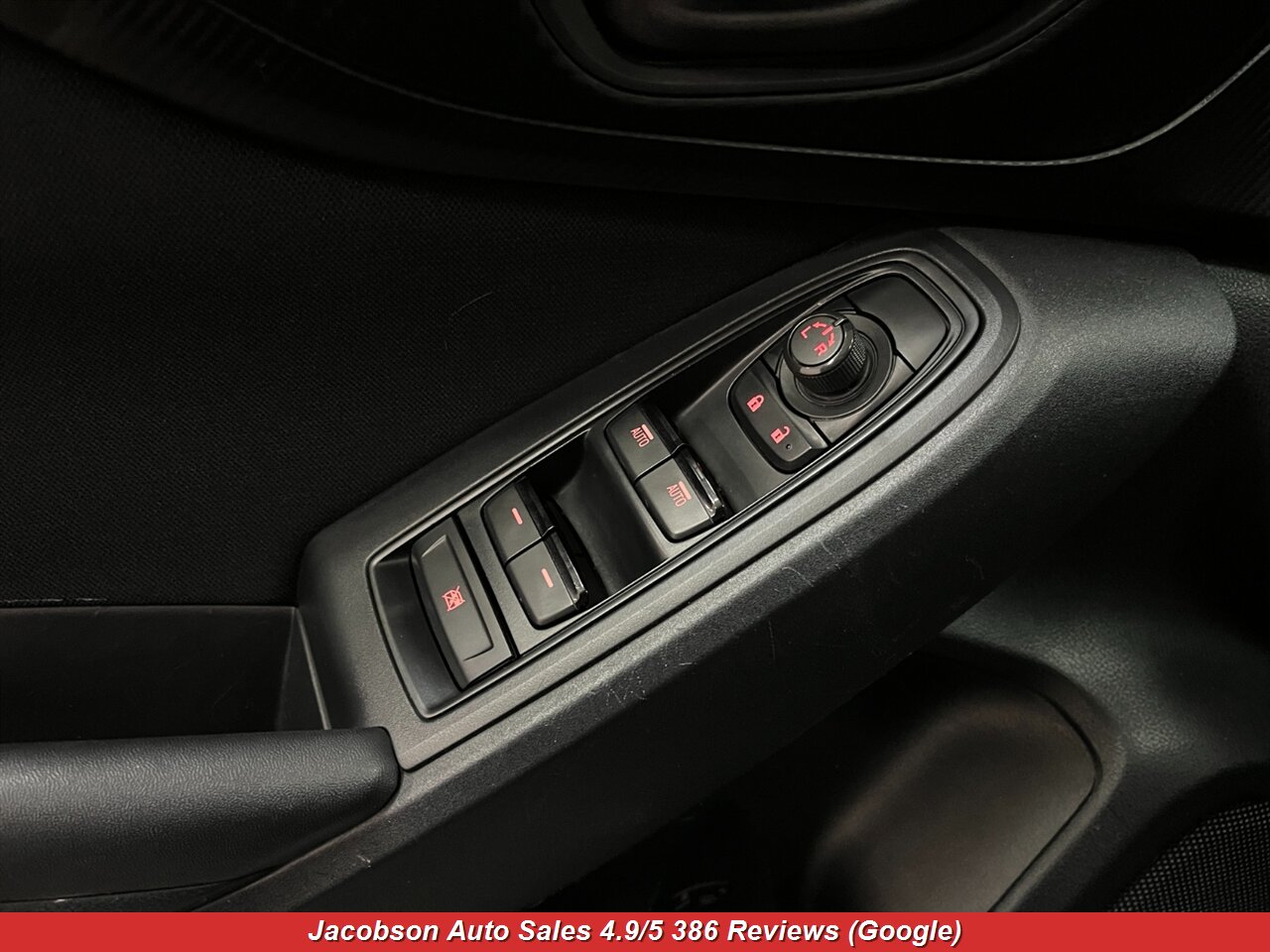 2017 Subaru Impreza Premium AWD - Photo 2 - Oshkosh, WI 54901