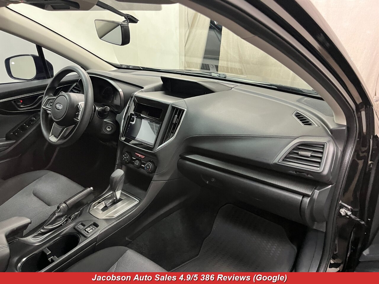 2017 Subaru Impreza Premium AWD - Photo 41 - Oshkosh, WI 54901