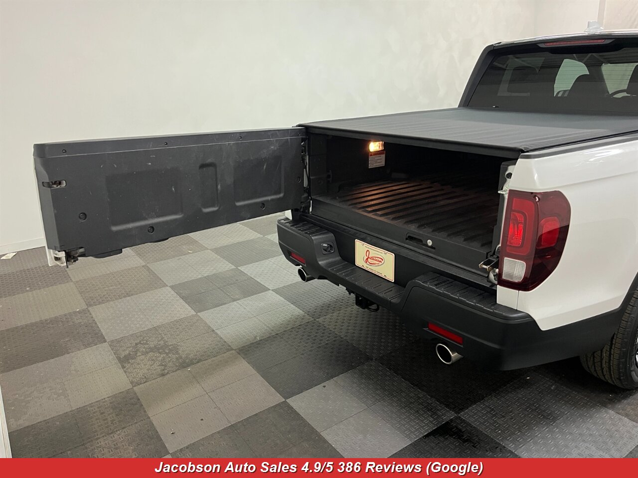 2022 Honda Ridgeline Sport AWD - Photo 38 - Oshkosh, WI 54901