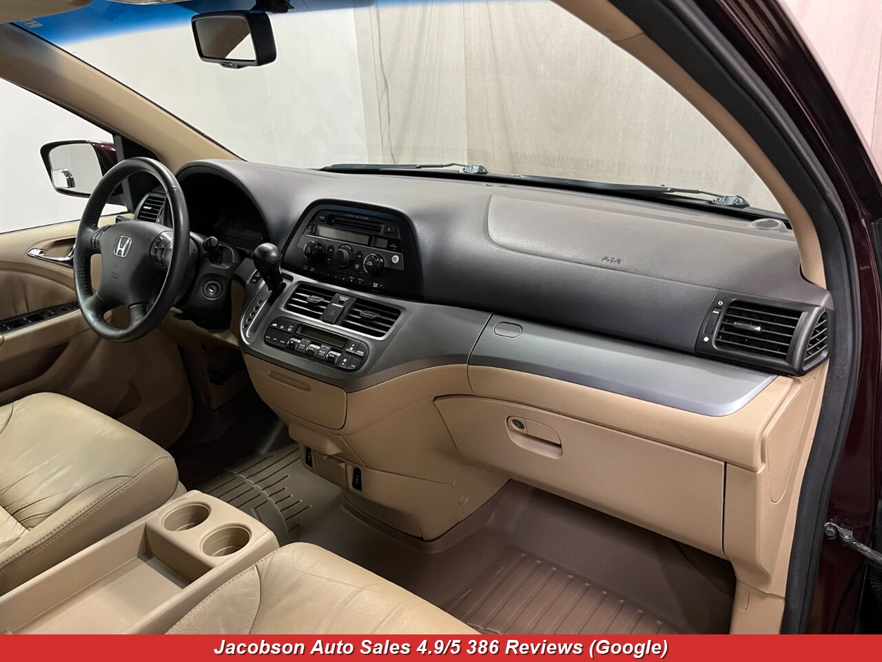 2009 Honda Odyssey EX-L - Photo 44 - Oshkosh, WI 54901