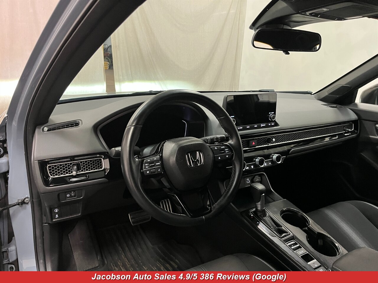 2024 Honda Civic Sport Hatchback - Photo 5 - Oshkosh, WI 54901