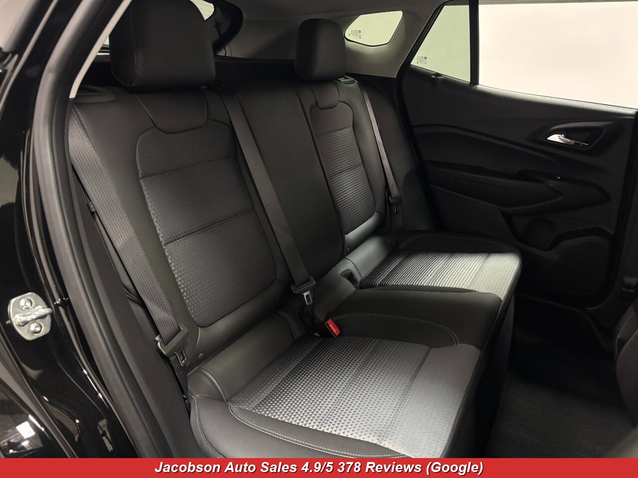 2025 Chevrolet Trax LT - Photo 42 - Oshkosh, WI 54901