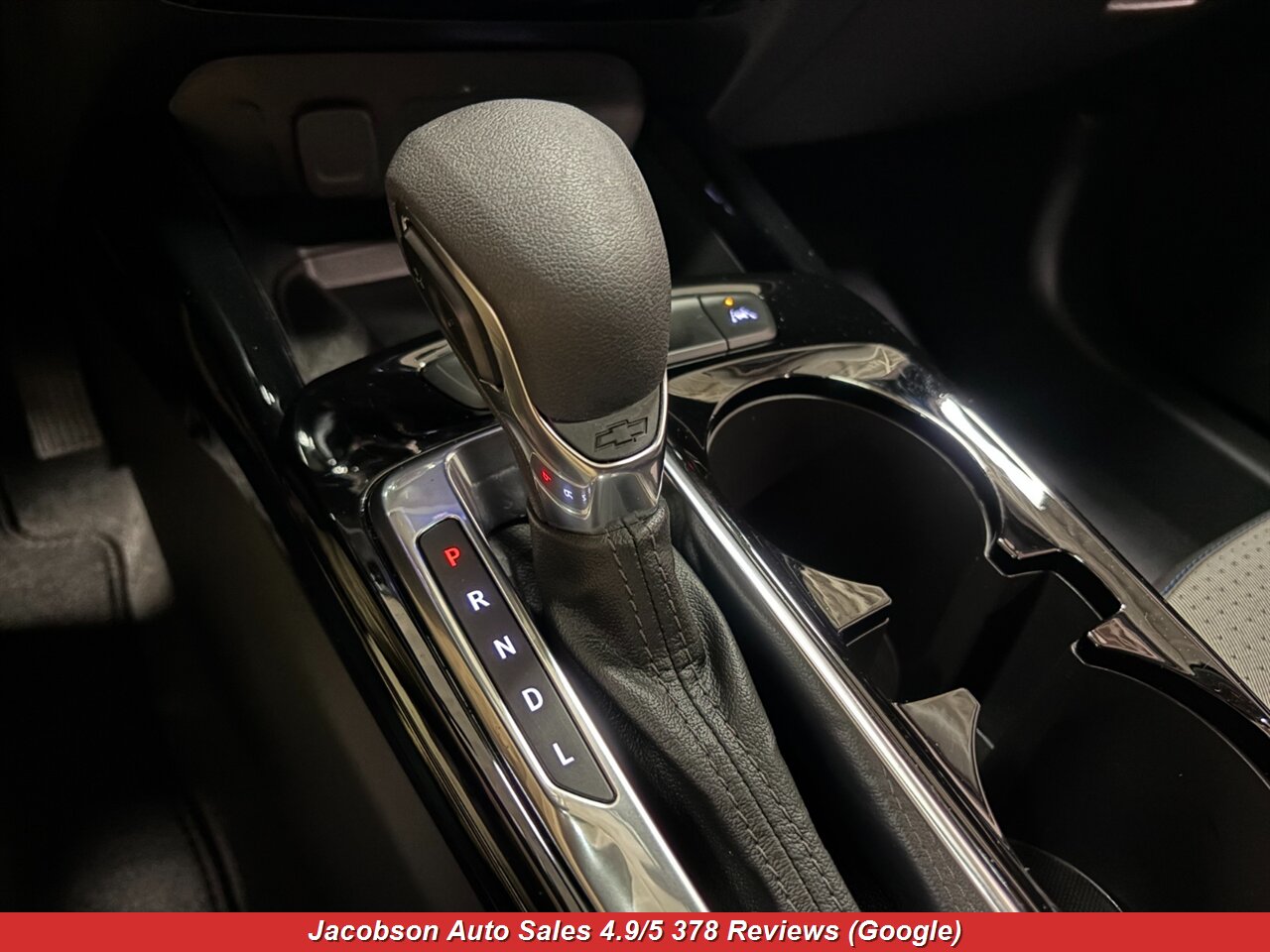 2025 Chevrolet Trax LT - Photo 25 - Oshkosh, WI 54901