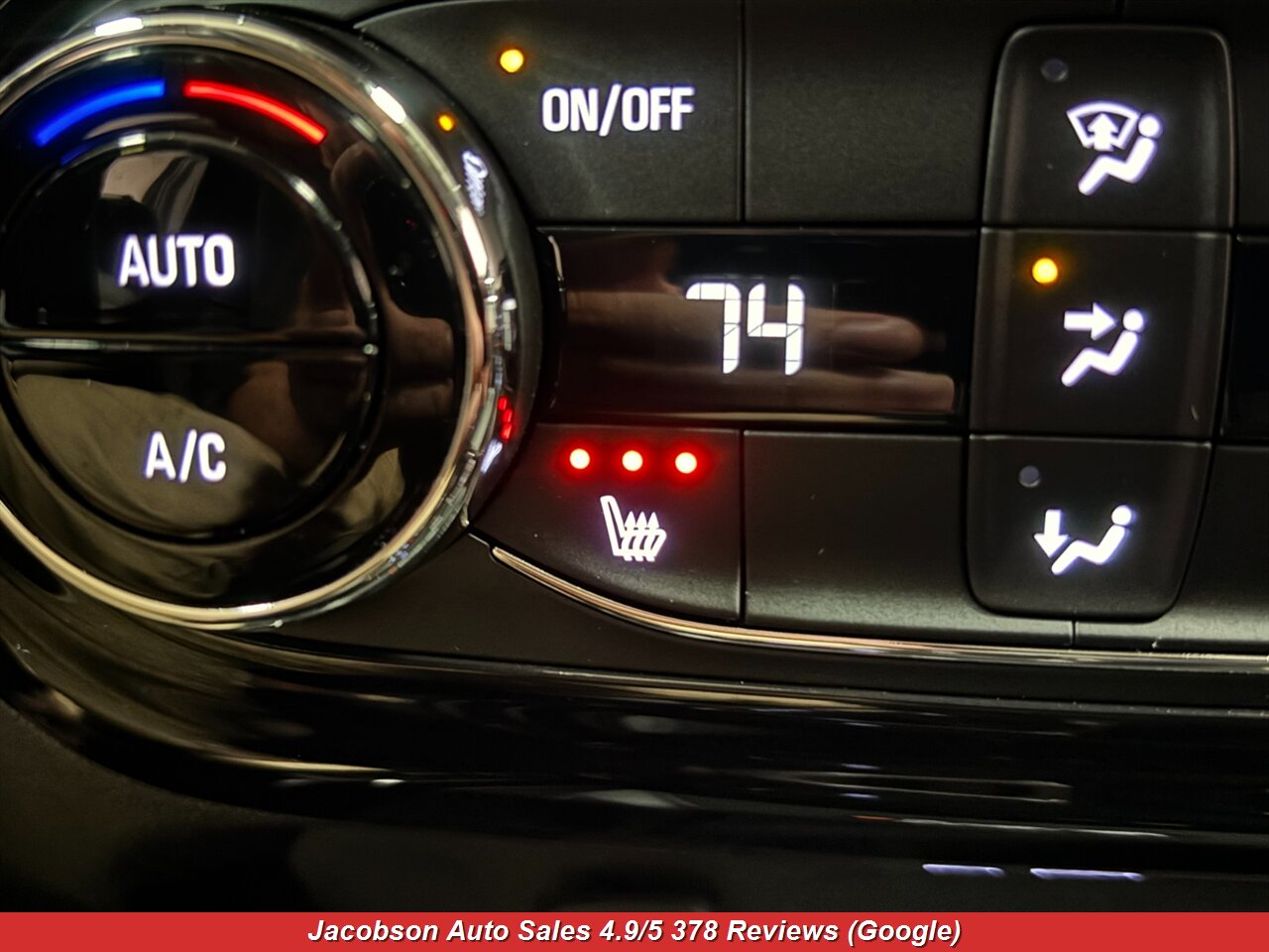 2025 Chevrolet Trax LT - Photo 22 - Oshkosh, WI 54901