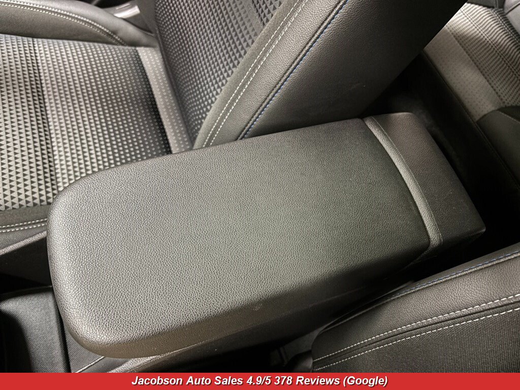 2025 Chevrolet Trax LT - Photo 29 - Oshkosh, WI 54901