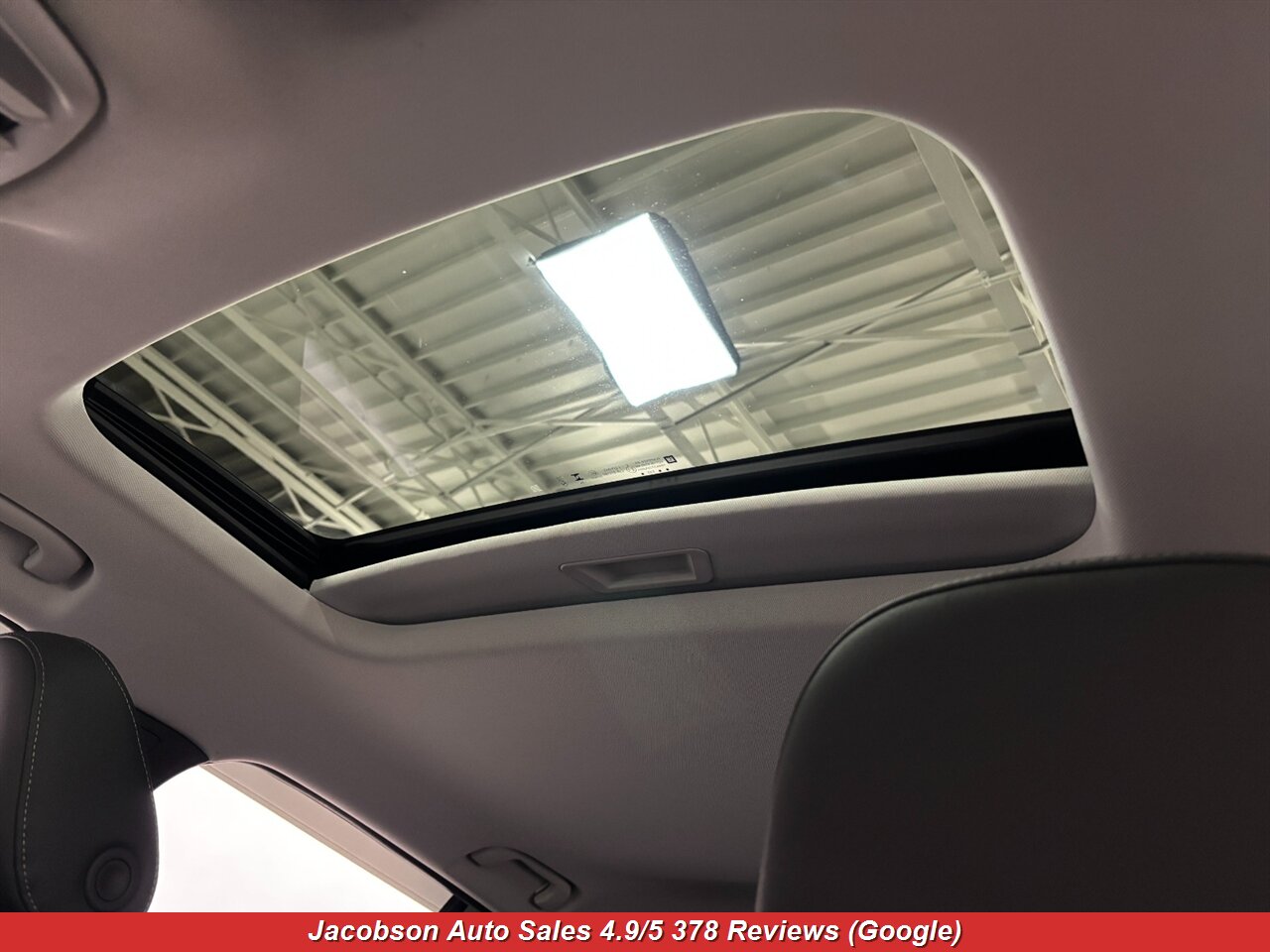 2025 Chevrolet Trax LT - Photo 33 - Oshkosh, WI 54901