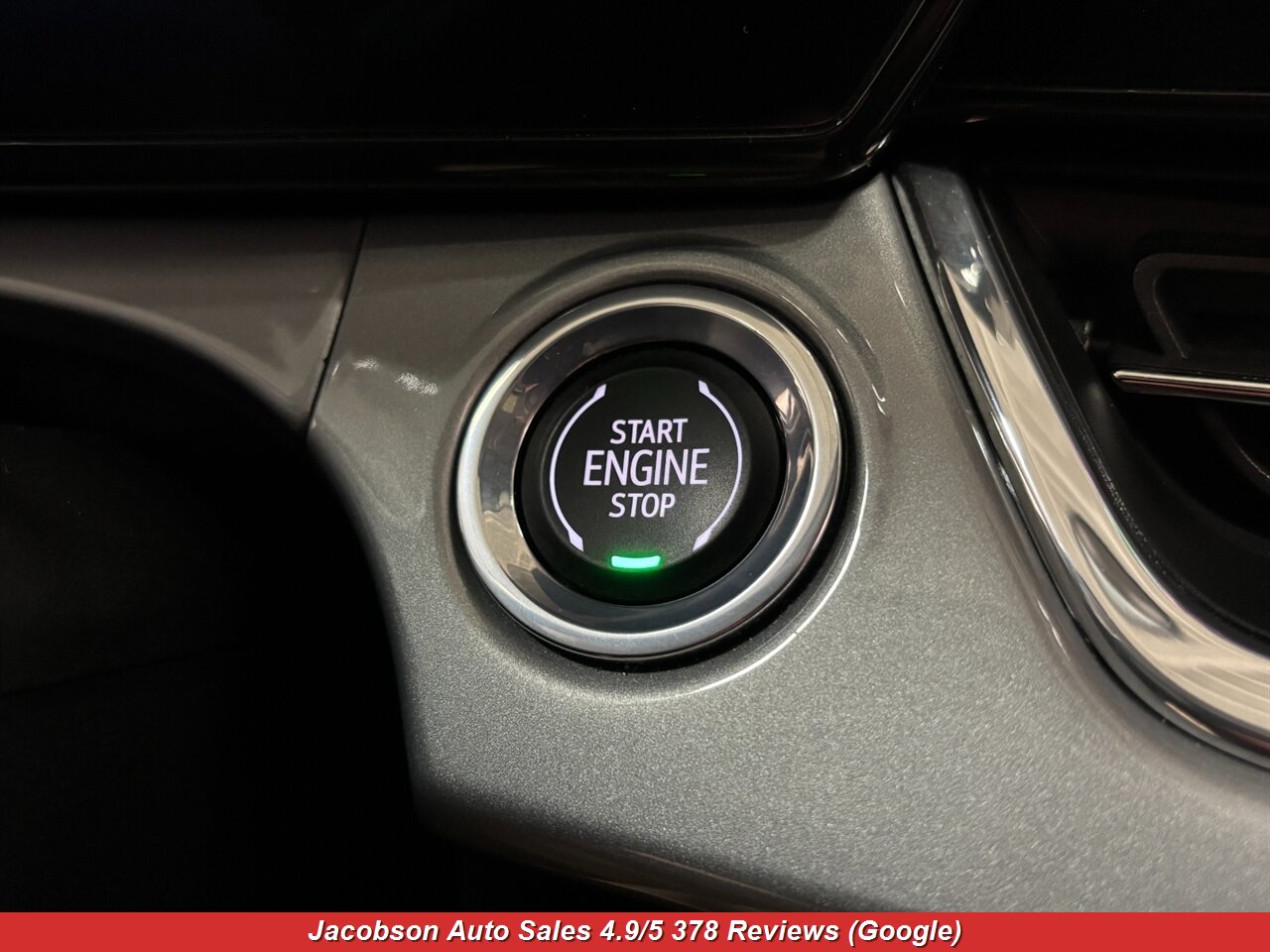 2025 Chevrolet Trax LT - Photo 15 - Oshkosh, WI 54901