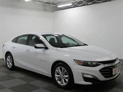 2022 Chevrolet Malibu LT   - Photo 3 - Oshkosh, WI 54901