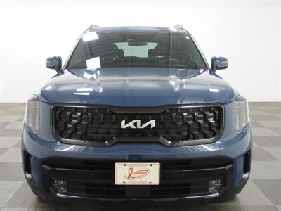 2024 Kia Telluride SX-Prestige X-Pro AWD   - Photo 2 - Oshkosh, WI 54901