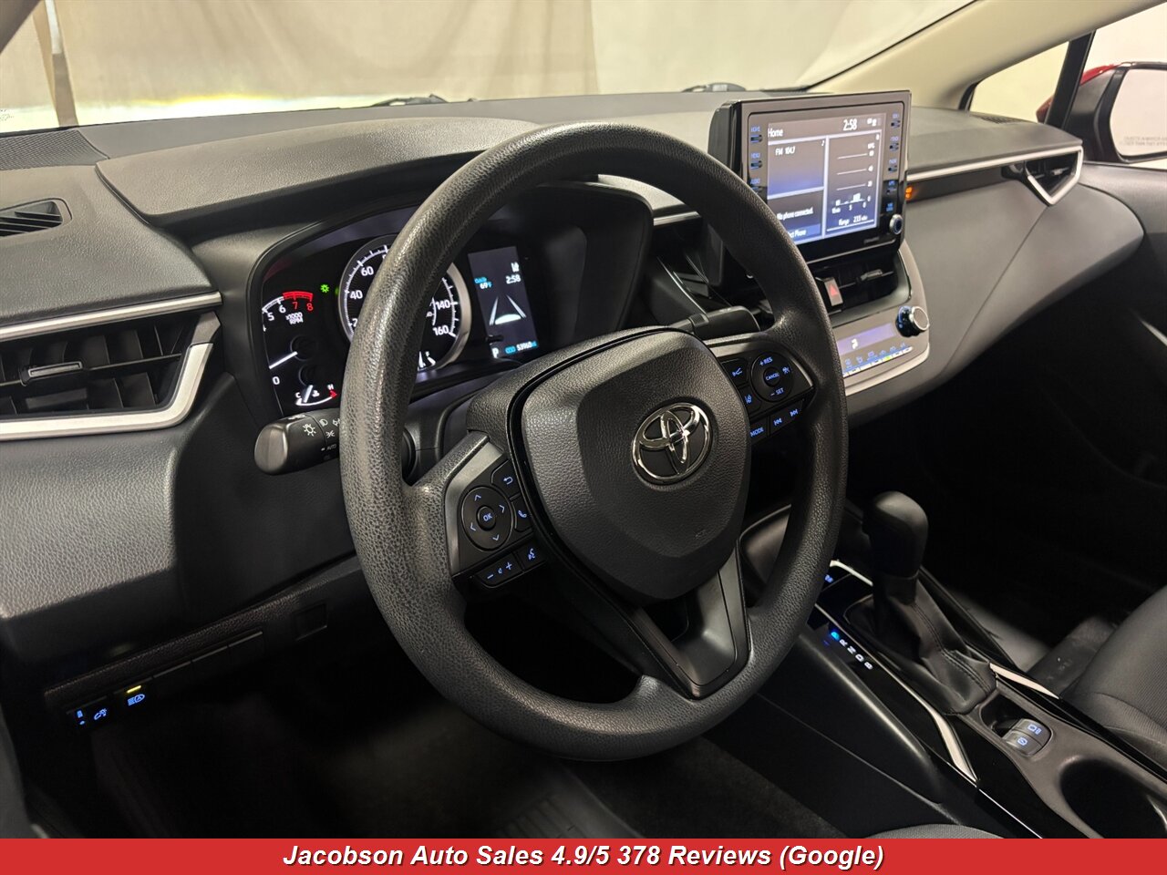 2022 Toyota Corolla LE photo 4