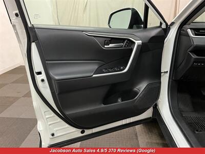 2023 Toyota RAV4 XLE Premium AWD   - Photo 25 - Oshkosh, WI 54901
