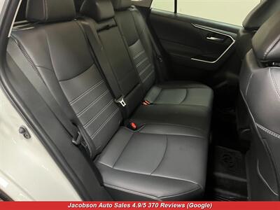 2023 Toyota RAV4 XLE Premium AWD   - Photo 34 - Oshkosh, WI 54901