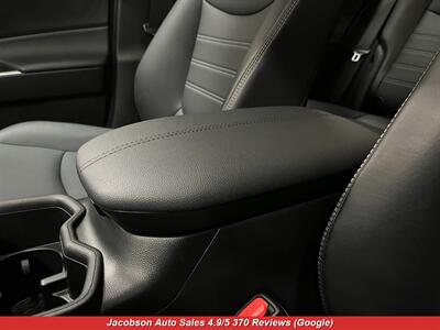2023 Toyota RAV4 XLE Premium AWD   - Photo 22 - Oshkosh, WI 54901