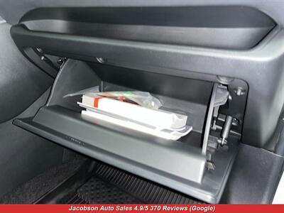 2023 Toyota RAV4 XLE Premium AWD   - Photo 39 - Oshkosh, WI 54901