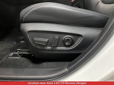 2023 Toyota RAV4 XLE Premium AWD   - Photo 30 - Oshkosh, WI 54901