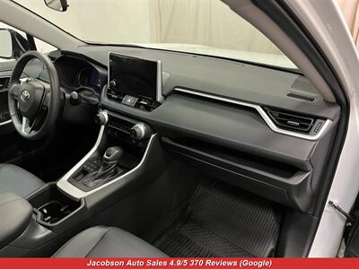 2023 Toyota RAV4 XLE Premium AWD   - Photo 38 - Oshkosh, WI 54901