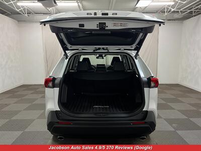 2023 Toyota RAV4 XLE Premium AWD   - Photo 42 - Oshkosh, WI 54901