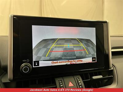 2023 Toyota RAV4 XLE Premium AWD   - Photo 14 - Oshkosh, WI 54901