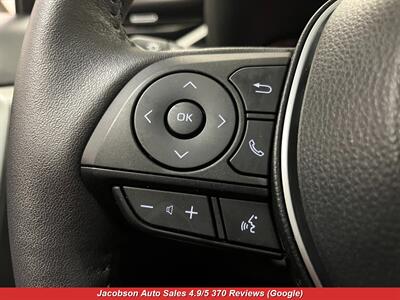 2023 Toyota RAV4 XLE Premium AWD   - Photo 9 - Oshkosh, WI 54901